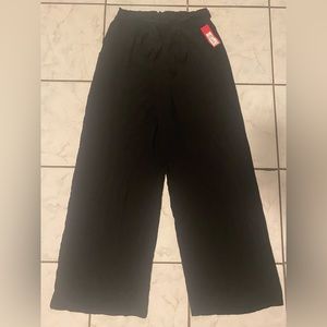 Xhilaration Women’s Tie Front Paperbag Waist Palazzo Pants